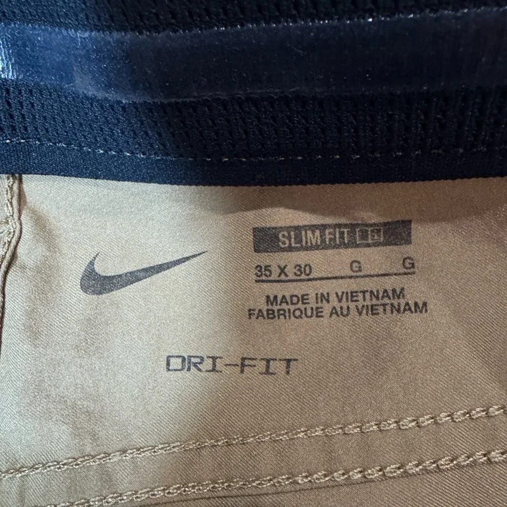NWOT Nike Men's Tan Golf Pants - Picture 4 of 4